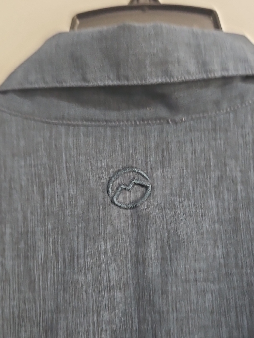 Magellan Outdoors Men’s Long-Sleeve Button-Down Shirt in Navy Blue - Picture 5 of 9
